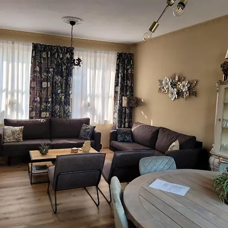 Dog-friendly In Valkenburg, Cleaning Included Holiday home Valkenburg aan de Geul